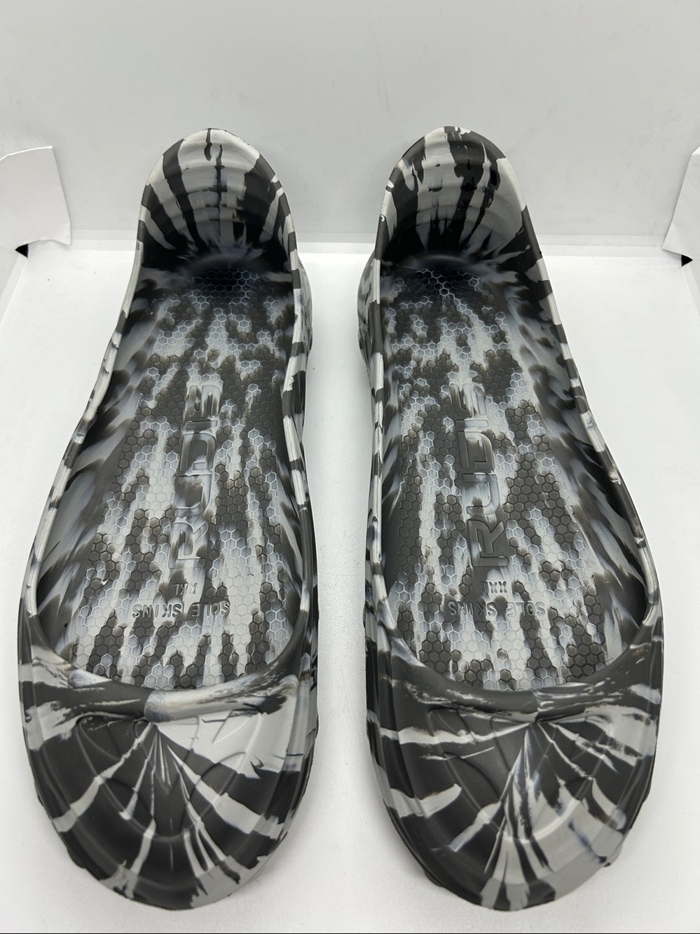 Rudis Wrestling Shoe Covers Size XXL Tactical Camo Gray, Prewoned.